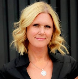 julie
